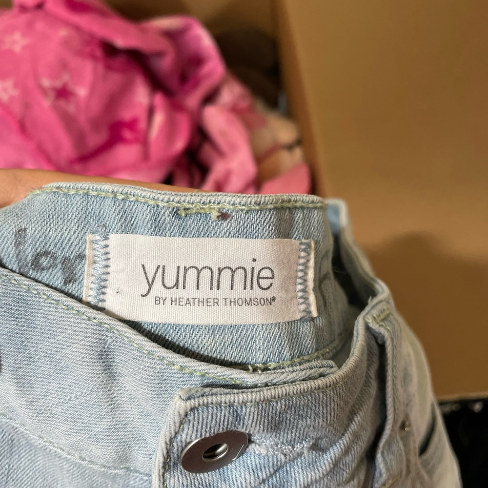 YUMMIE JEANS
